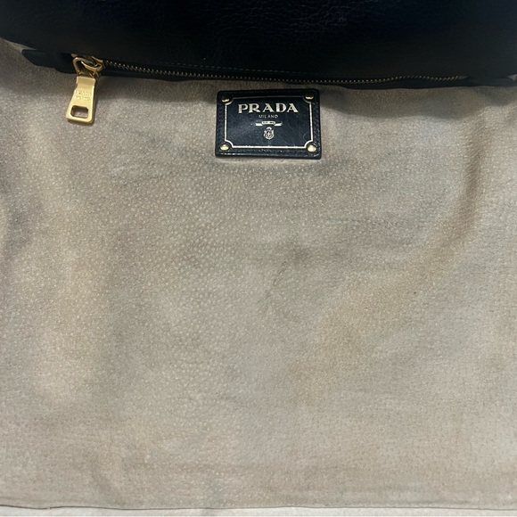 AUTHENTIC PRADA CERVO SHINE DOME BOWLER SHOULDER / CROSSBODY HANDBAG - Picture 7 of 10